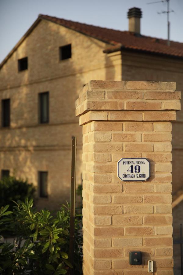 Agriturismo La Fonte Di San Girio Hostal Potenza Picena Exterior foto